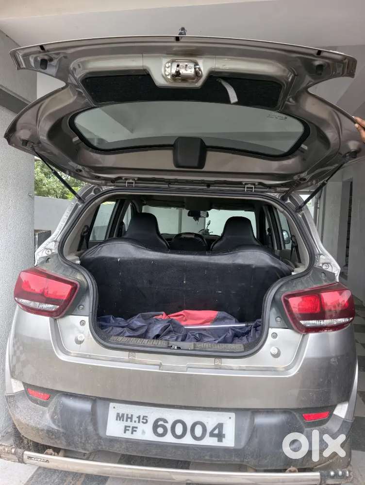 Mahindra Kuv 100 2016 मॉडल