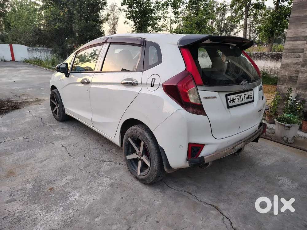 Honda Jazz 2017 Diesel Well Maintained