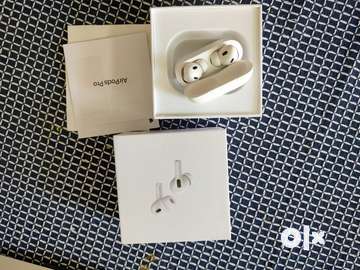 Brand new airpods online pro