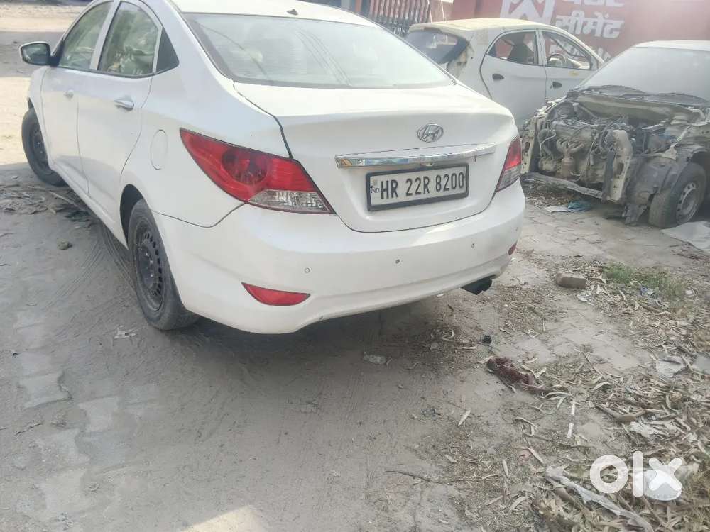 Hyundai Fluidic Verna 2013