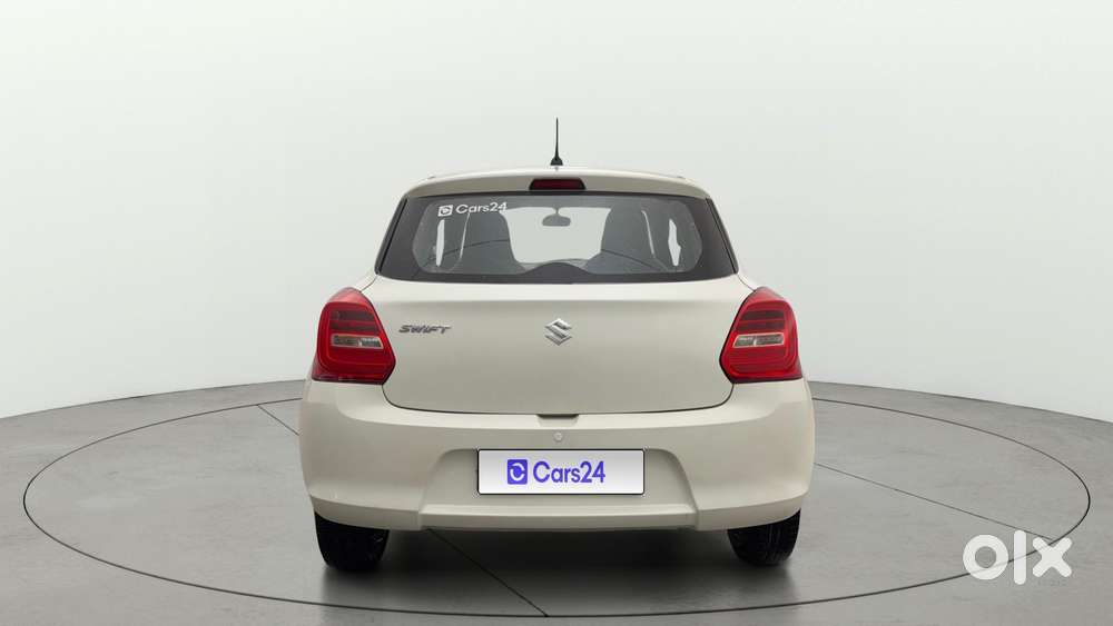 Maruti Suzuki Swift Lxi, 2018, Cng & Hybrids