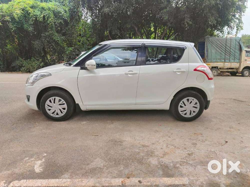 Maruti Suzuki Swift VXI, 2014, Petrol