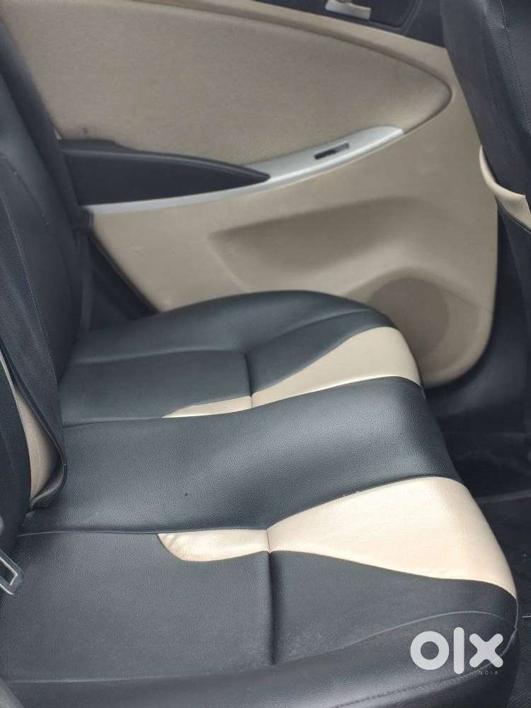 Hyundai Fluidic Verna, 2011, Petrol