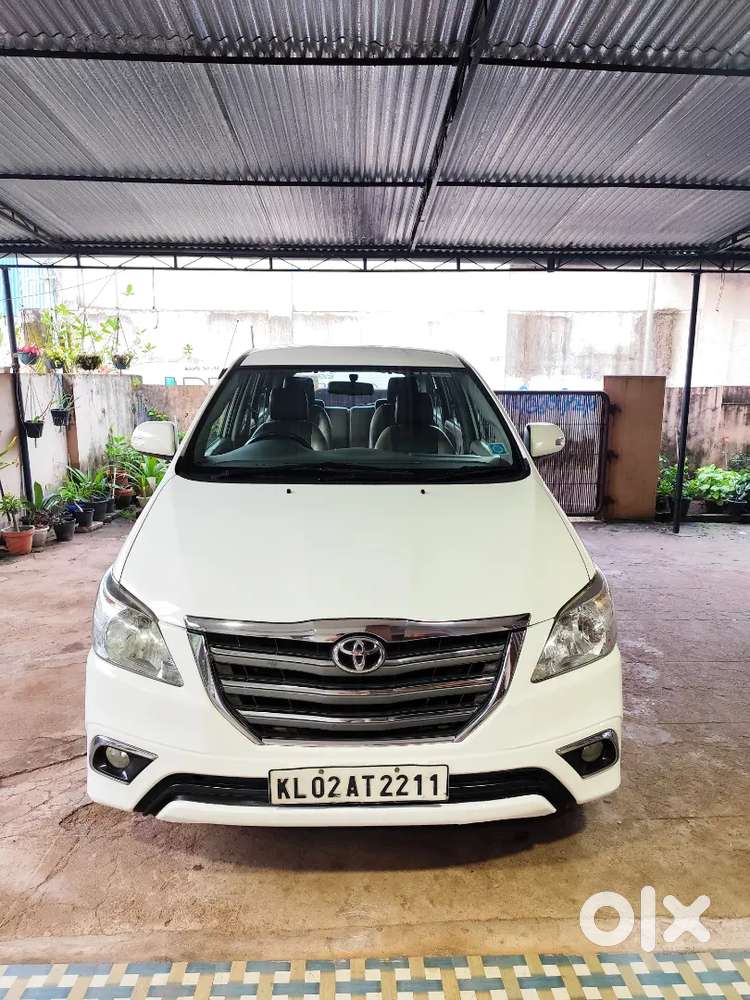 Original Kerala Toyota Innova 2.5 Zx 2014 Single Owner Urgent Sale