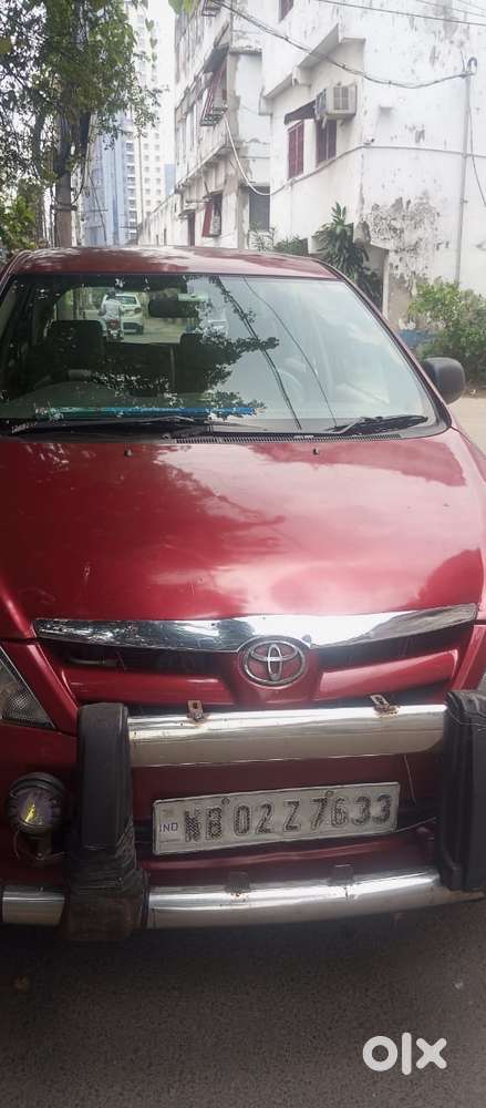Toyota Innova 2.5 V Diesel 8-seater, 2008, Diesel