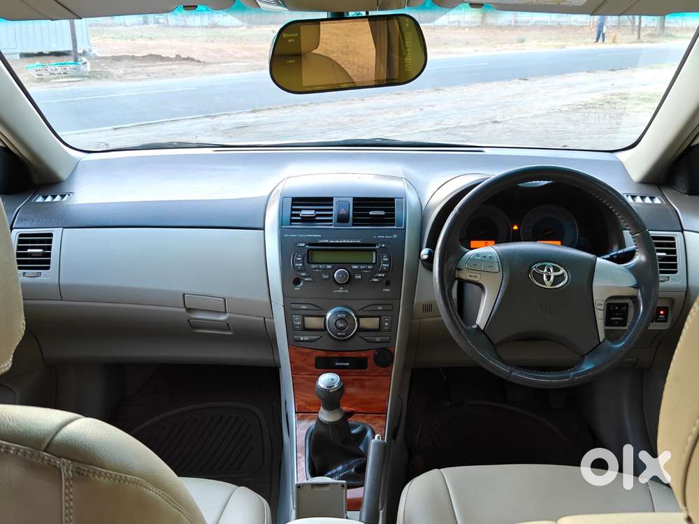 Toyota Corolla Altis G, 2011, Petrol