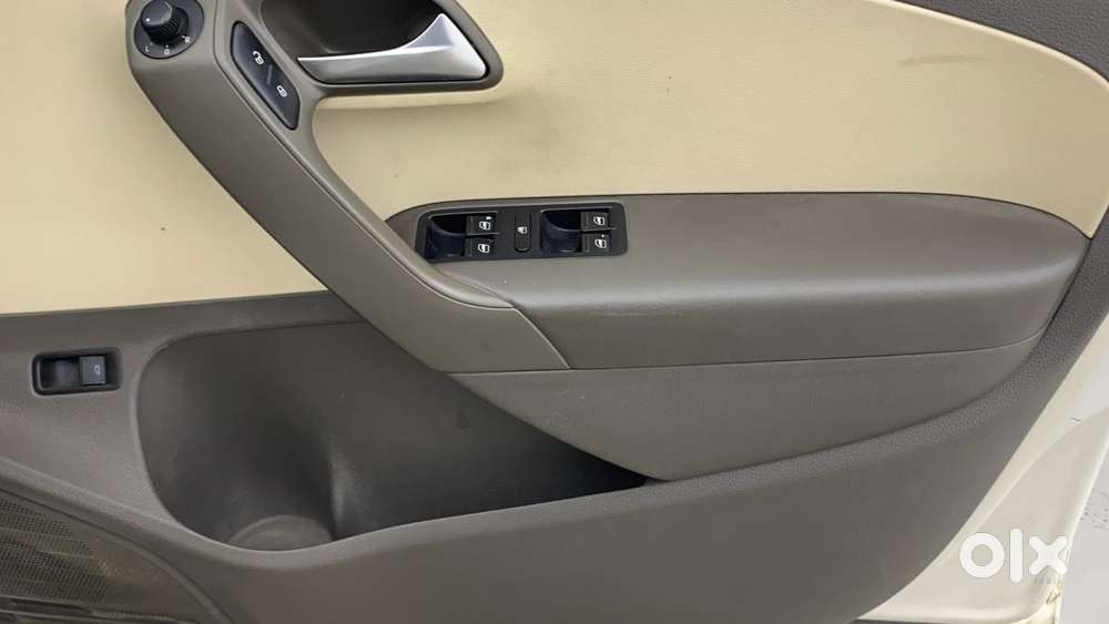 Volkswagen Vento 2010-2013 Petrol Highline, 2013, Petrol