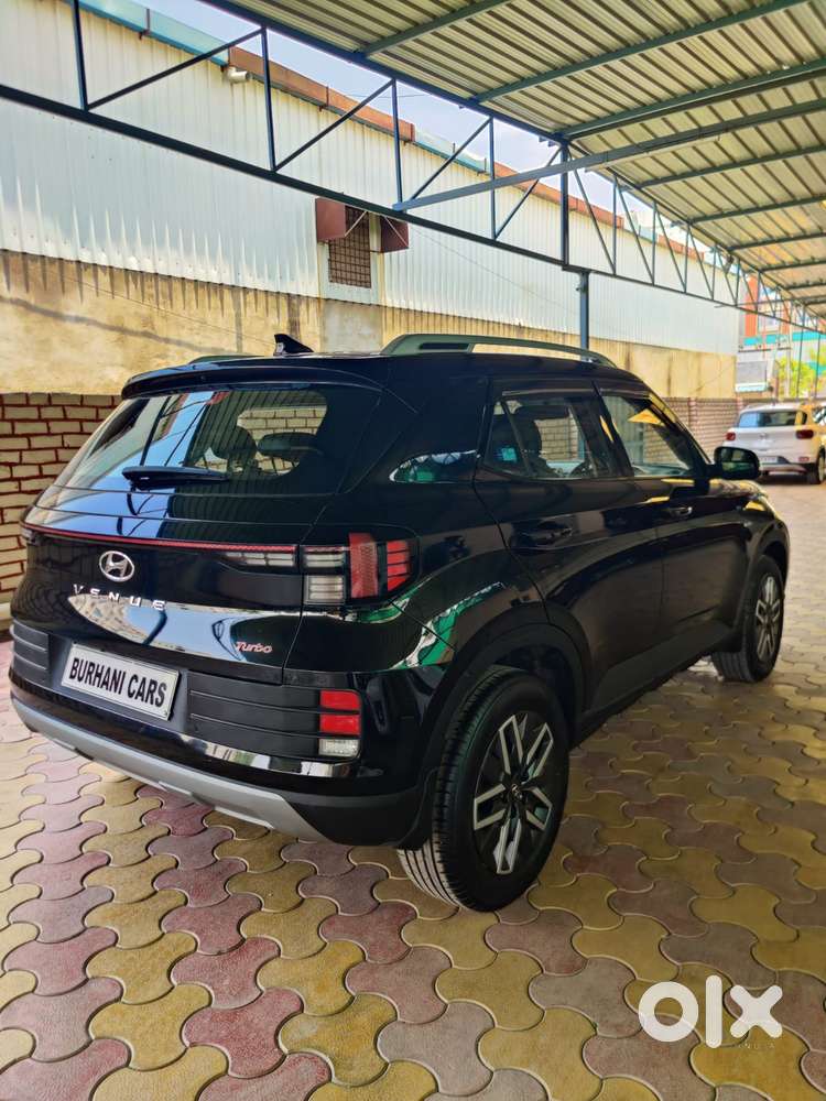 Hyundai Venue 1.0 S (o) Turbo Dct, 2024, Petrol