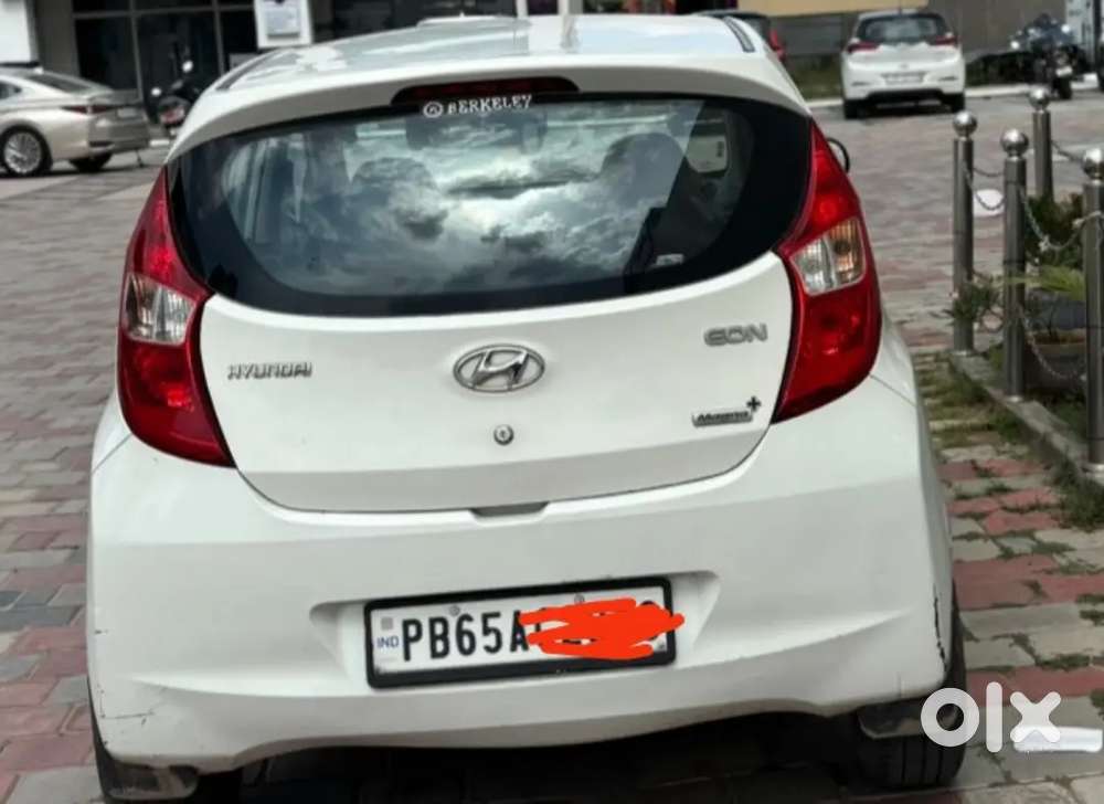 Hyundai Eon 2015 Petrol Well Maintained