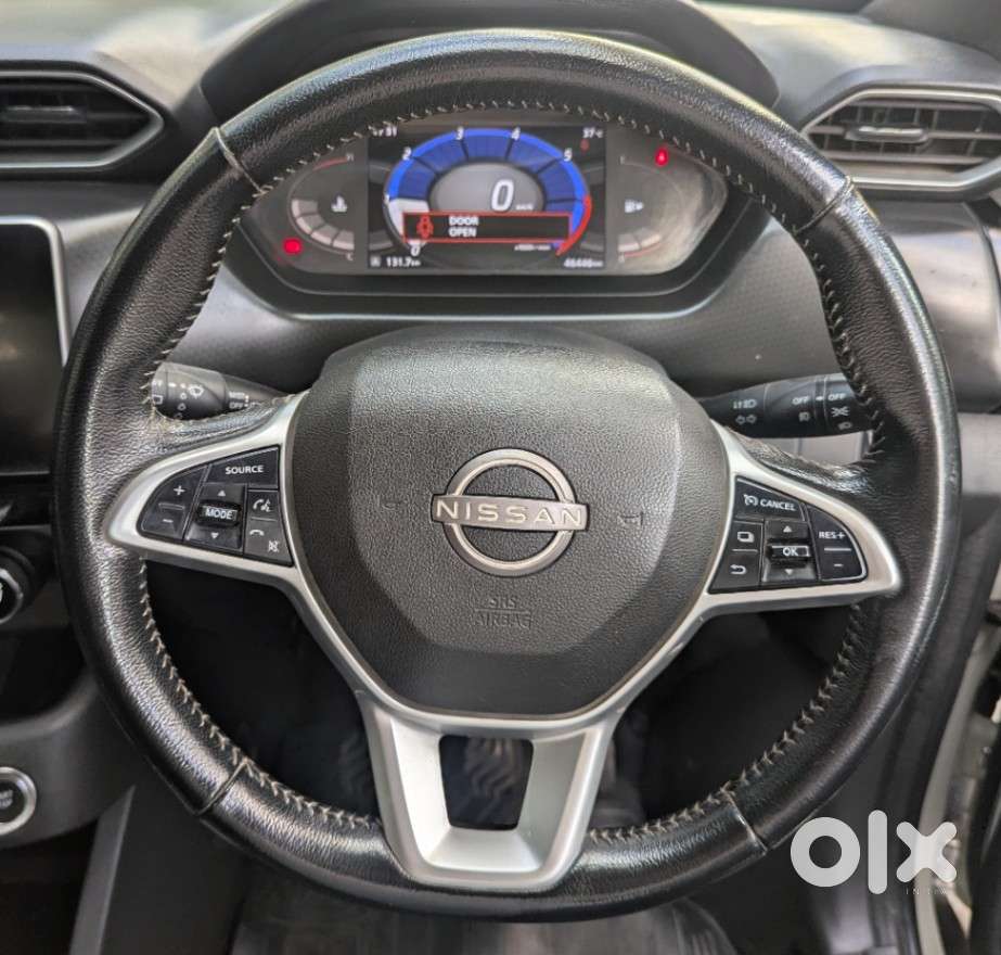 Nissan Magnite 1.0 Xv Premium Dual Tone, 2021, Petrol