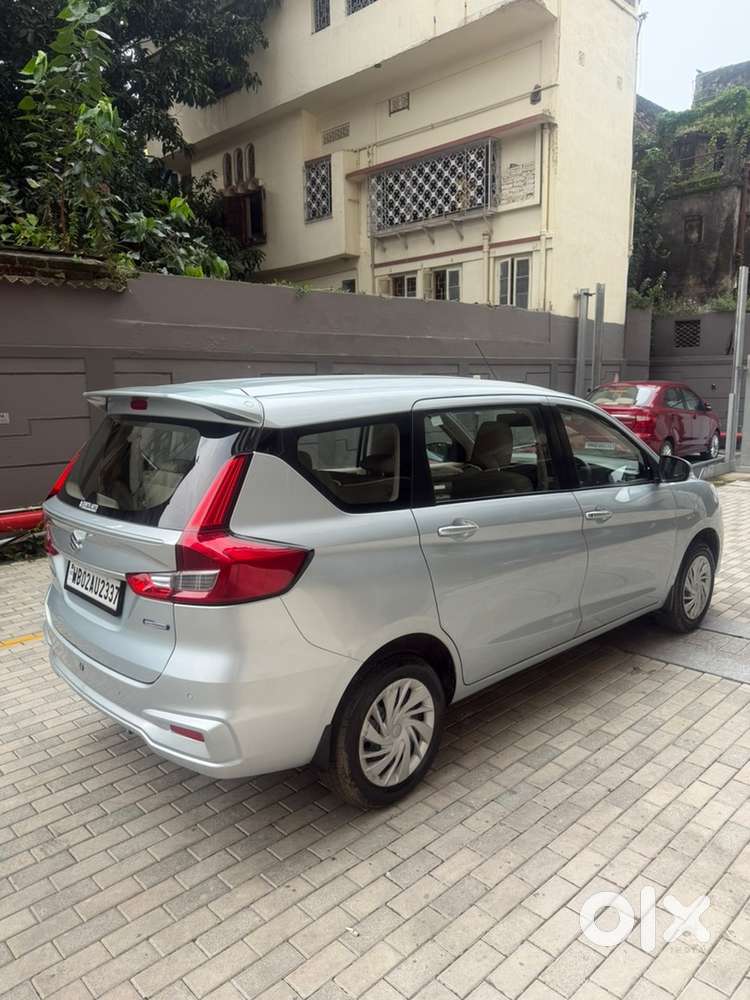 Ertiga Vxi (o) 2023