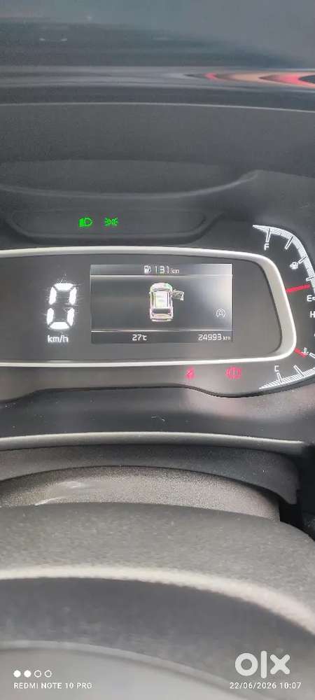 Kia Sonet Htk (o) 24900 Kms