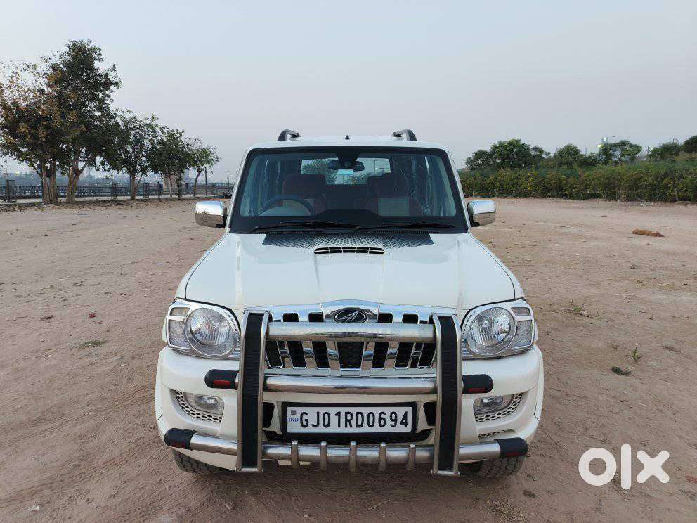 Mahindra Scorpio Vlx 2.2 Mhawk Airbag Bsiv, 2013, Diesel