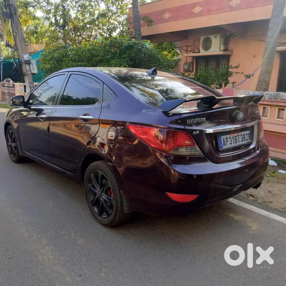 Hyundai Verna 2011 Diesel 10800 Km Driven