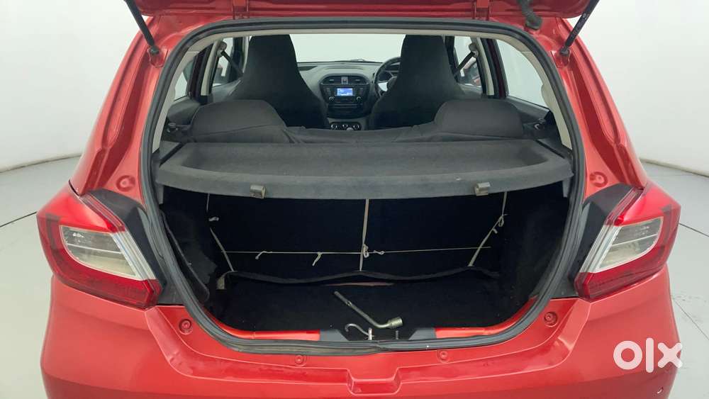 Tata Tiago 1.2 Revotron Xta, 2017, Petrol