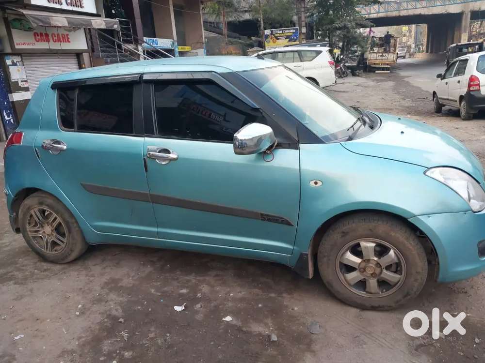 Maruti Suzuki Swift 2010