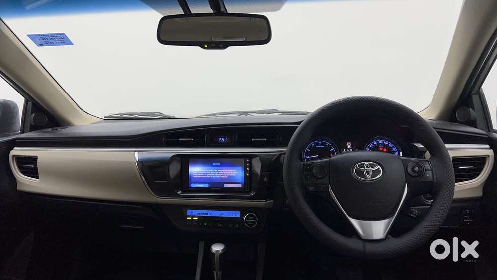 Toyota Corolla Altis 2013-2017 Vl At, 2016, Petrol