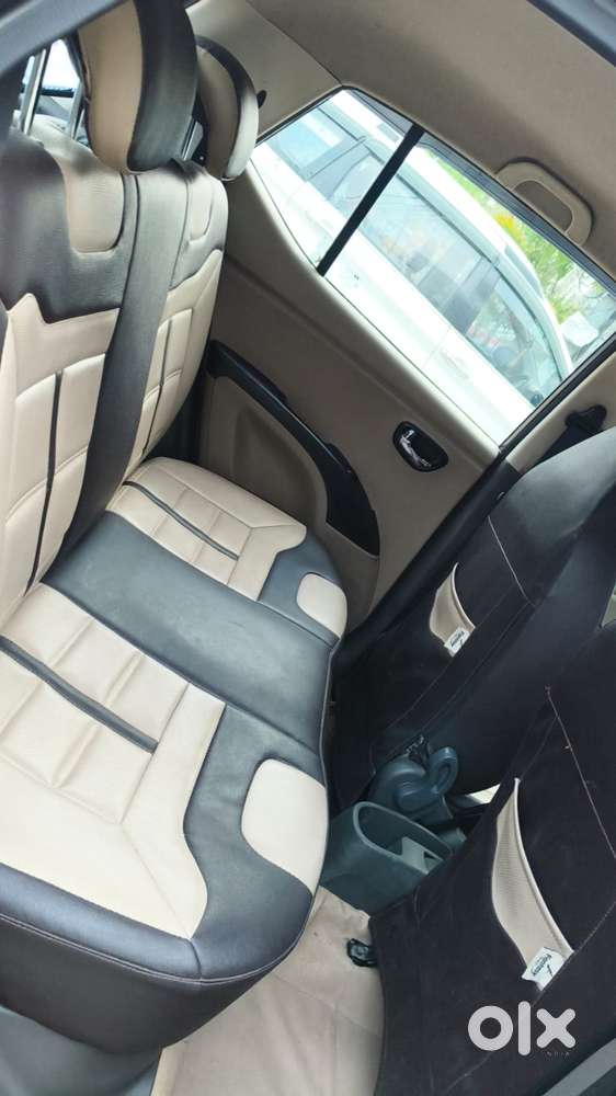 Hyundai I10 Sportz, 2012, Petrol