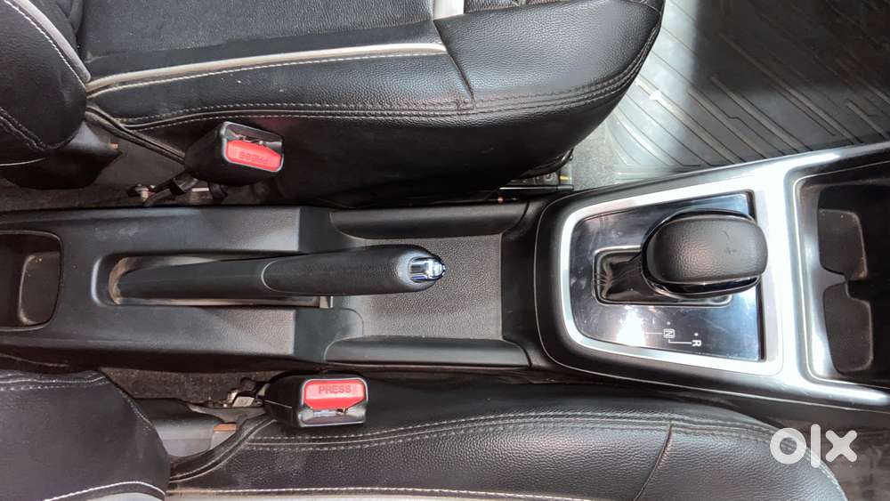 Maruti Suzuki Swift Amt Zxi, 2020, Petrol
