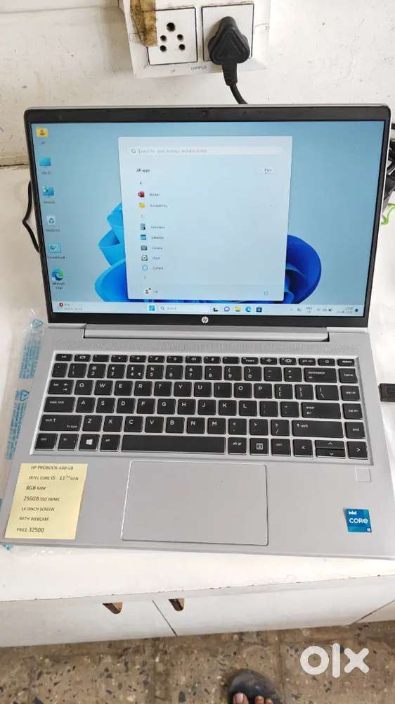440 G8  i5 11th gen 8/256