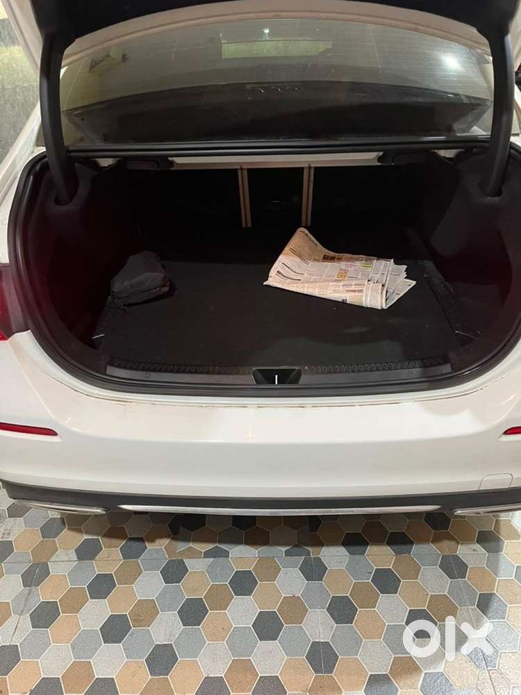 Mercedes-benz Diesel Automatic 2022