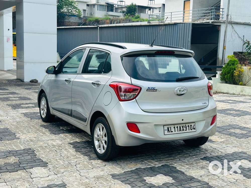 Hyundai Grand I10 1.2 Kappa Vtvt Asta (o) At, 2015, Petrol