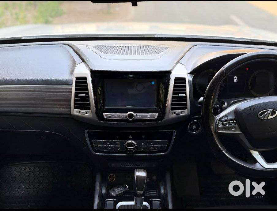 Mahindra Alturas G4 4x2 At, 2020, Diesel