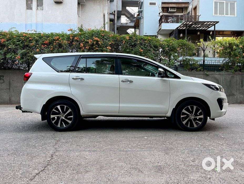 Toyota Innova Crysta [2020-ongoing] 2.4 Zx At 7 Str, 2022, Diesel
