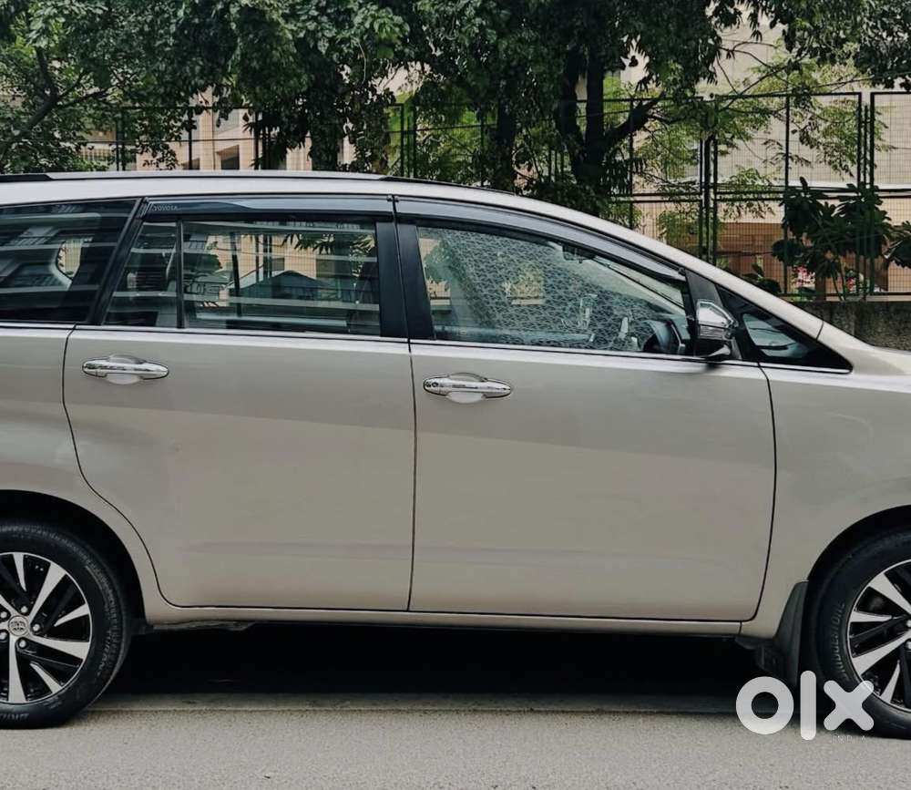 Toyota Innova Crysta [2020-ongoing] 2.7 Zx At 7 Str, 2022, Petrol