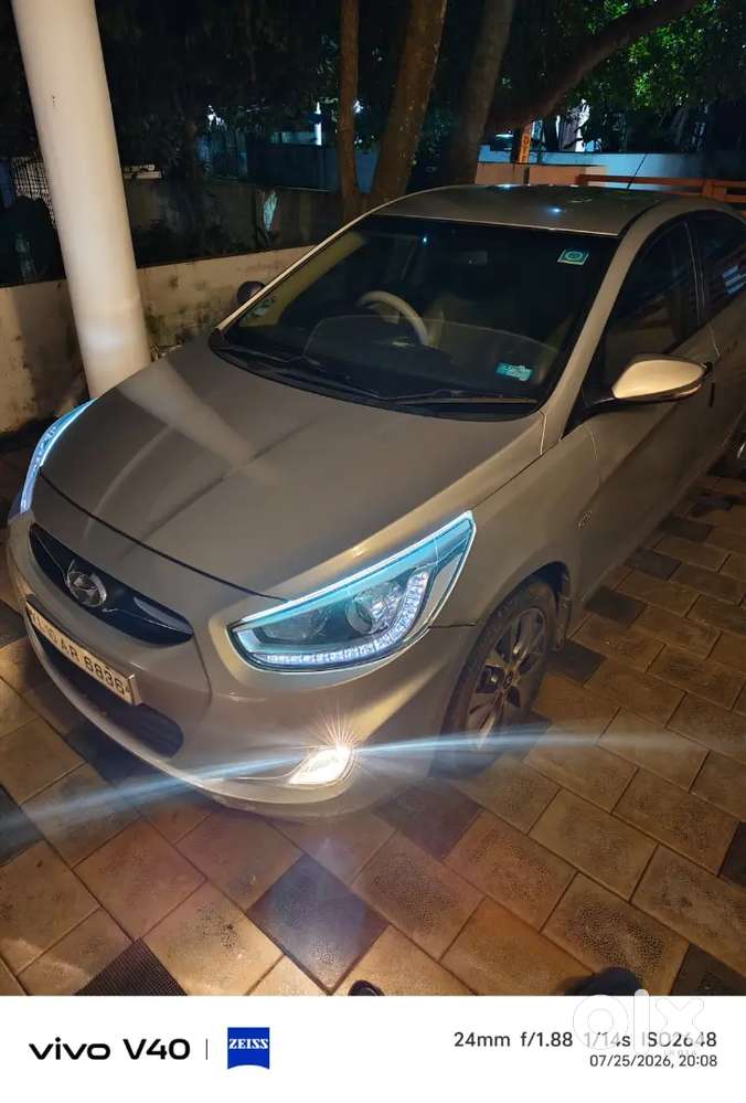 Hyundai New Verna Sx 2014 Automatic Dessel. 4. 25 Lacks