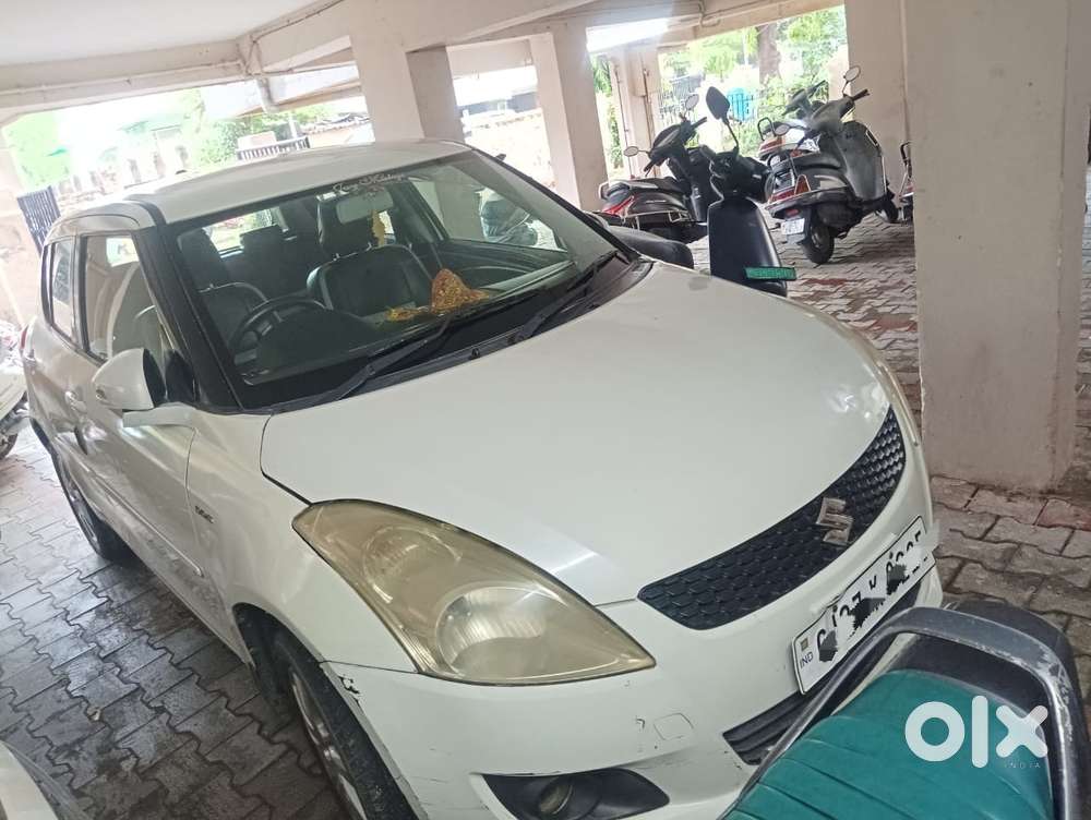 Maruti Suzuki Swift Zdi Plus, 2012, Diesel