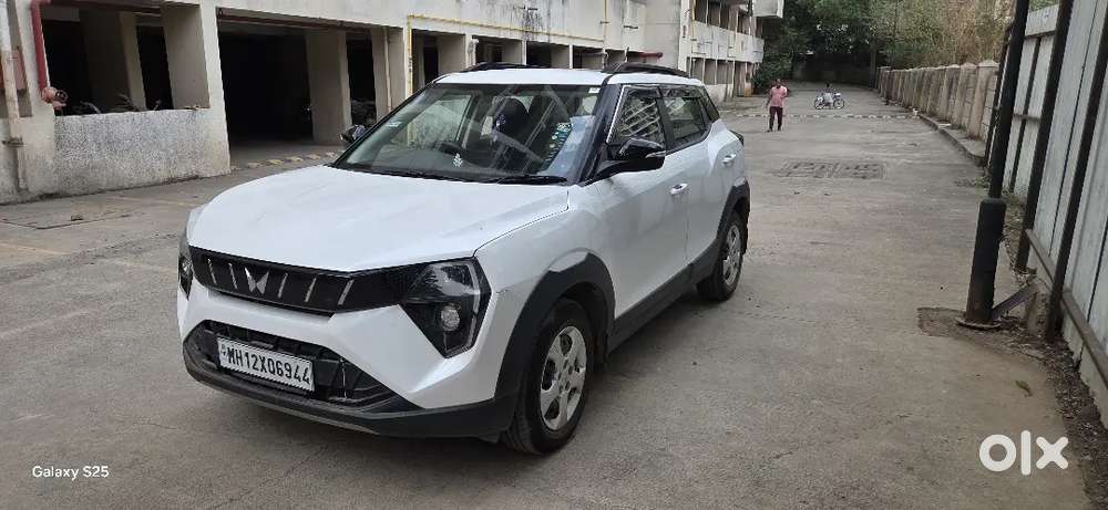Mahindra Xuv 3xo Petrol 2025  Single Owner  Excellent Condition