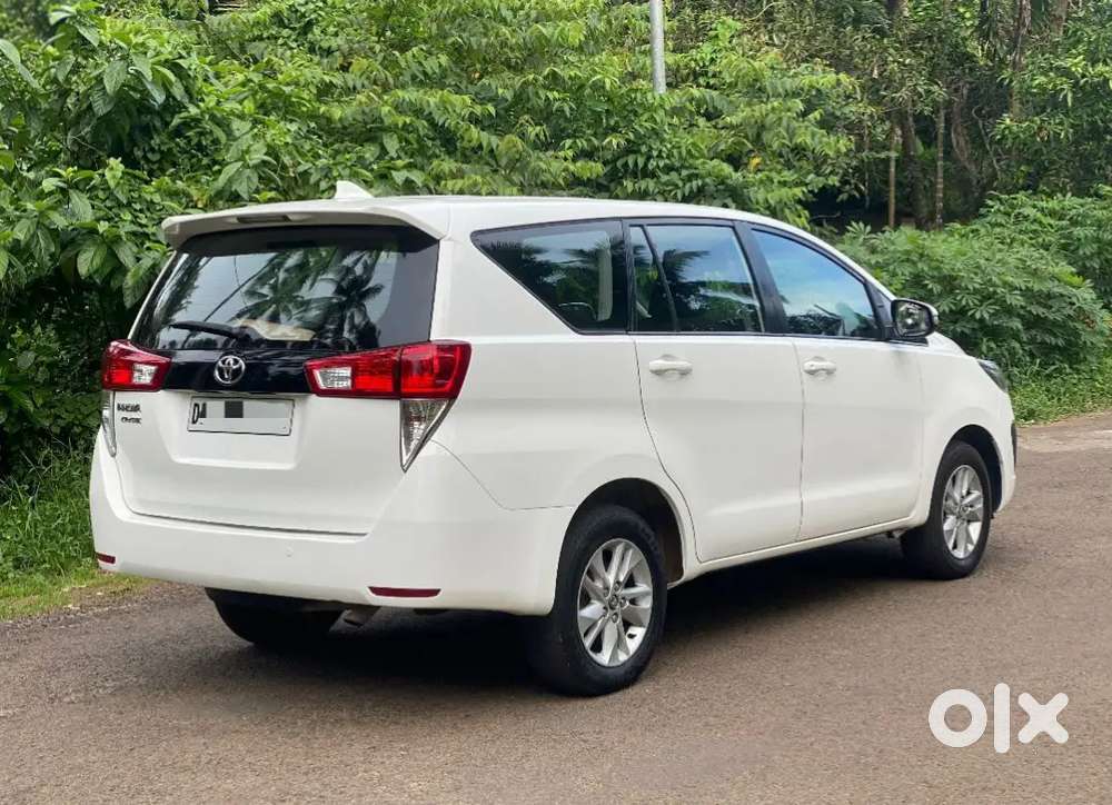 Toyota Innova Crysta 2018 Diesel Manual