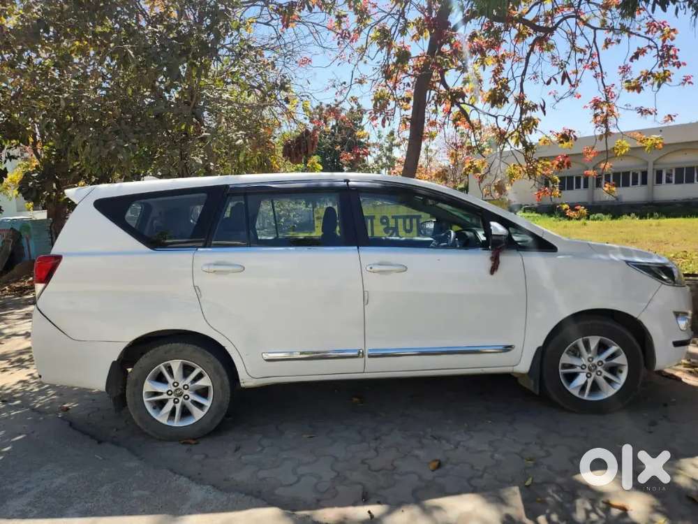Toyota Innova Crysta 2018 Diesel 80000 Km Driven