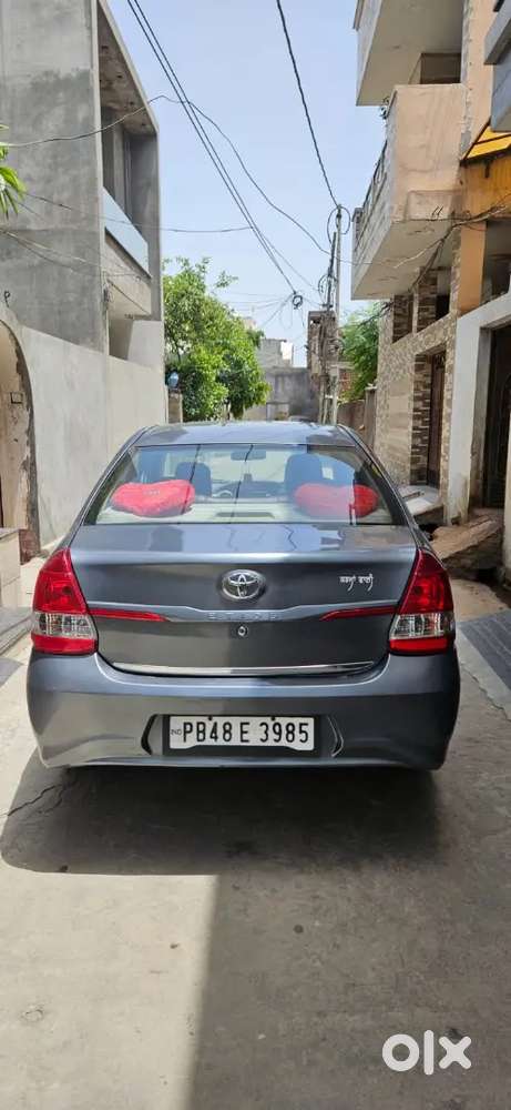 Toyota Etios 2015 Diesel 200000 Km Driven