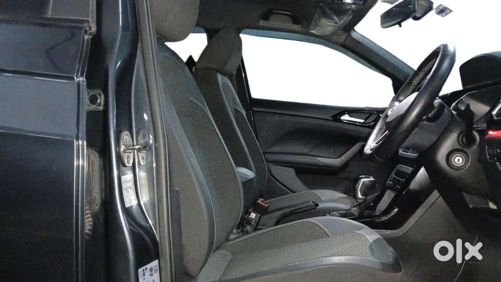 Volkswagen Taigun 1.0 Tsi Highline At, 2024, Petrol