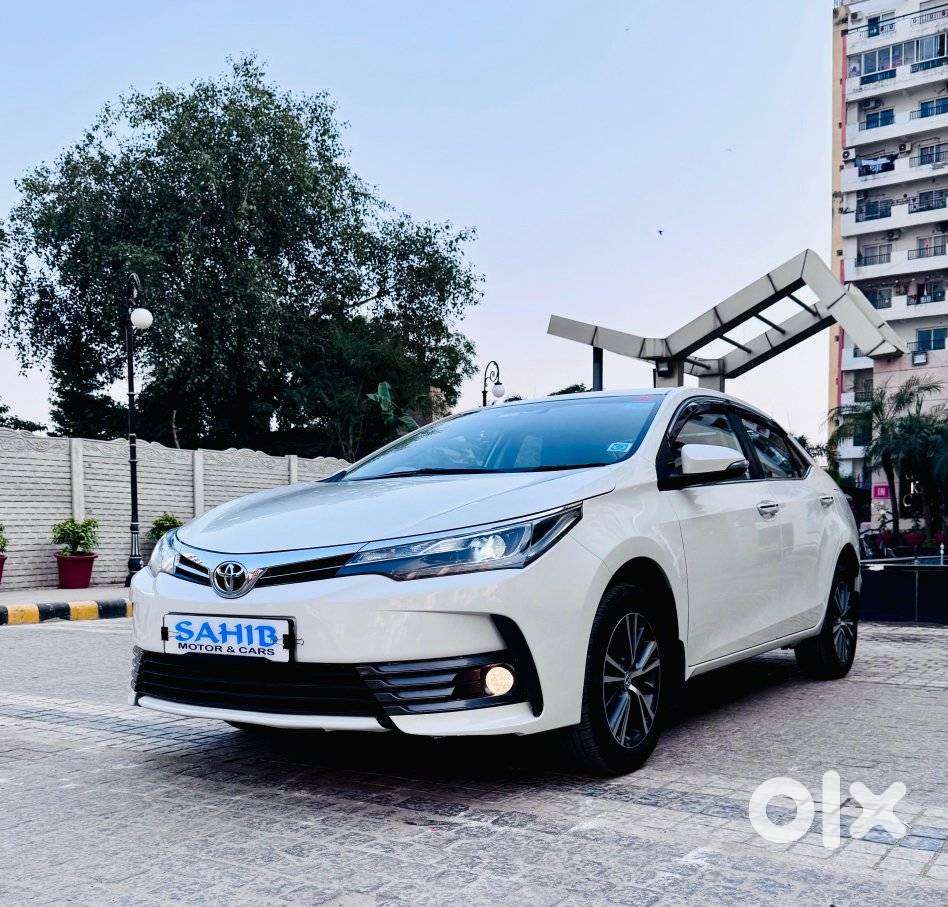 Toyota Corolla Altis 1.8 Gl, 2018, Petrol