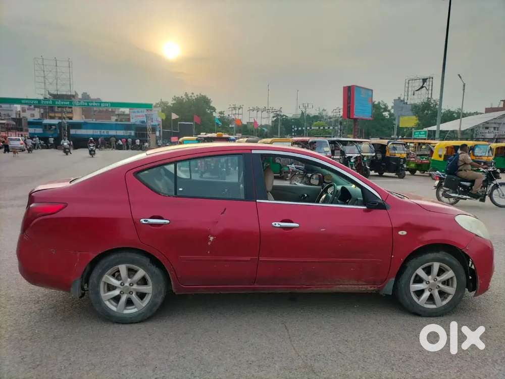 Nissan Sunny Edition 2013