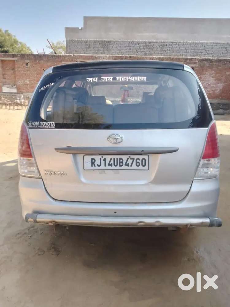 Toyota Innova 2010 Diesel 108000 Km Driven