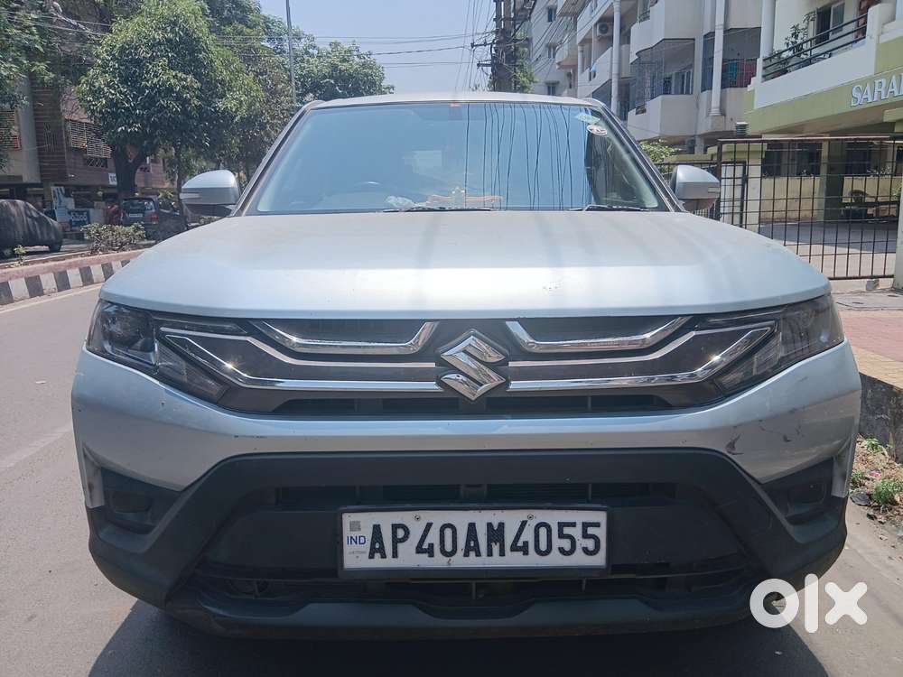 Maruti Suzuki Brezza 1.5 Vxi Cng, 2023, Cng & Hybrids