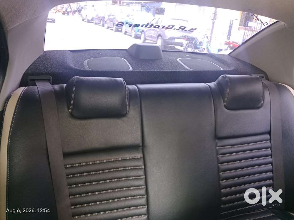 Maruti Suzuki Swift Dzire Vxi Optional, 2010, Petrol
