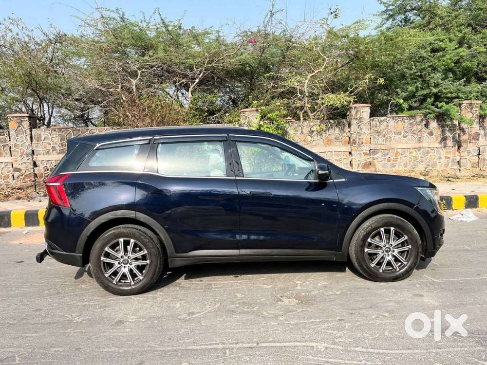 Mahindra Xuv700 2.0 Ax 7 Petrol At Luxury Pack Str, 2023, Petrol