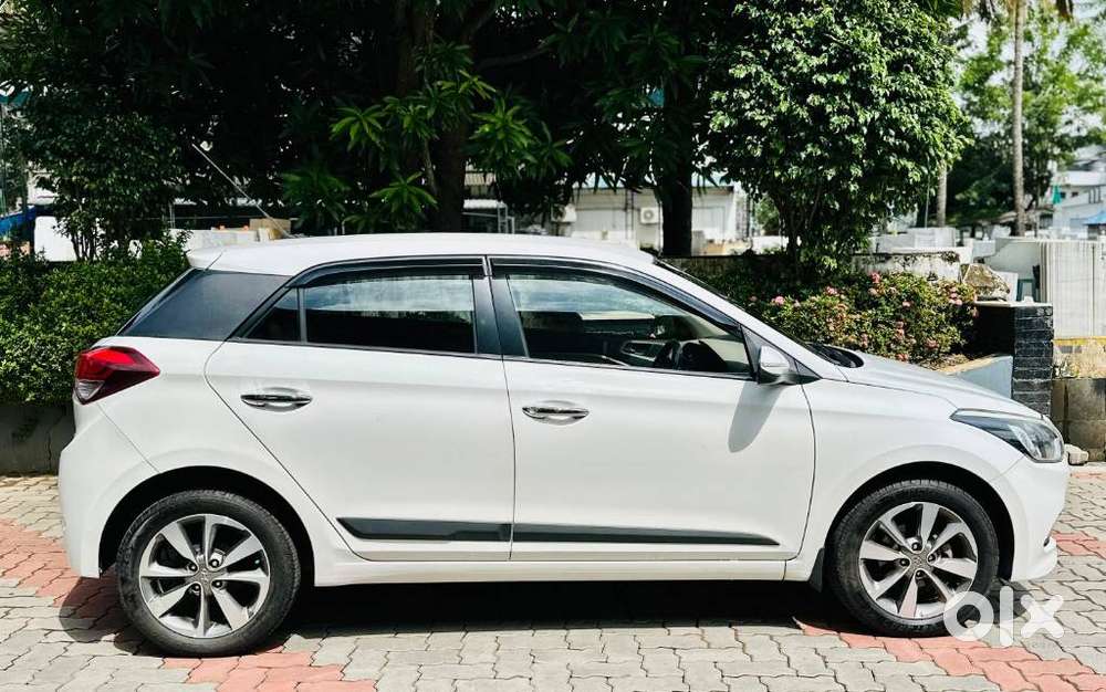 Hyundai Elite I20 Sportz (o) 1.2, 2014, Petrol