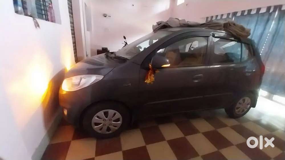 Hyundai I10 Sportz 2012 Km Driven