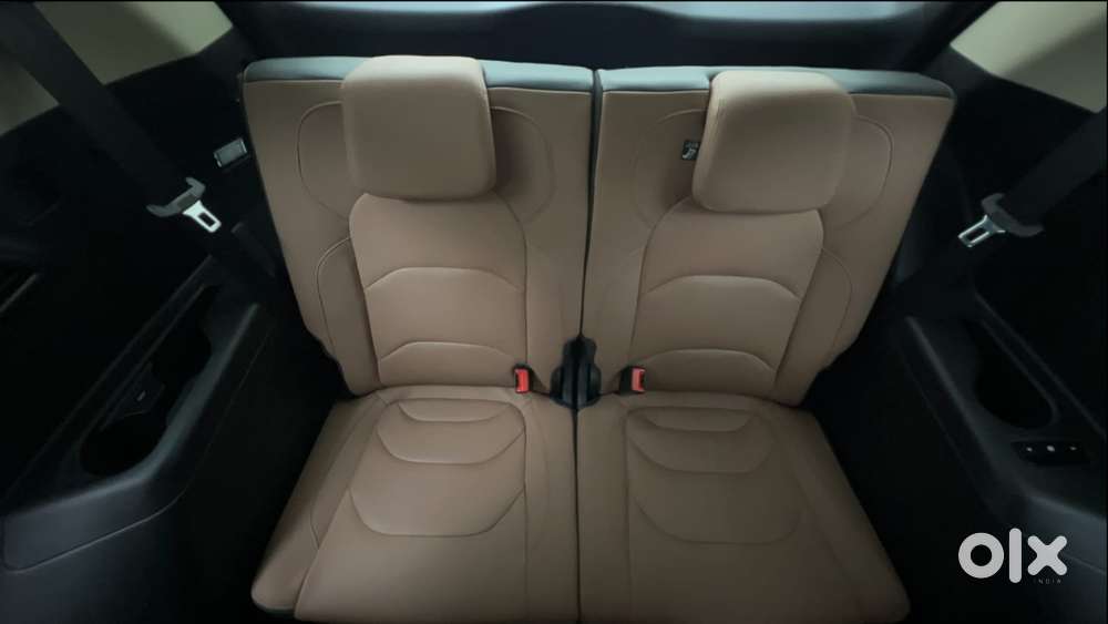 Mg Hector Plus Savvy Pro 1.5 Turbo Petrol Cvt 6 Str, 2023, Petrol