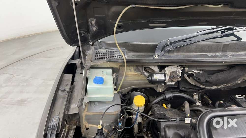 Renault Kwid 2019-ongoing 1.0 Rxt Amt (o), 2017, Petrol