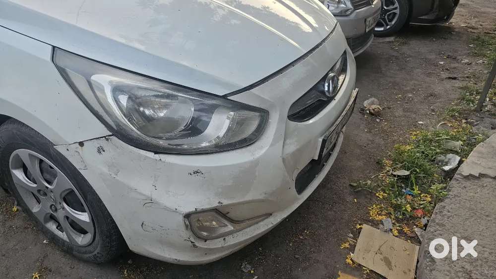 Hyundai Verna 2012