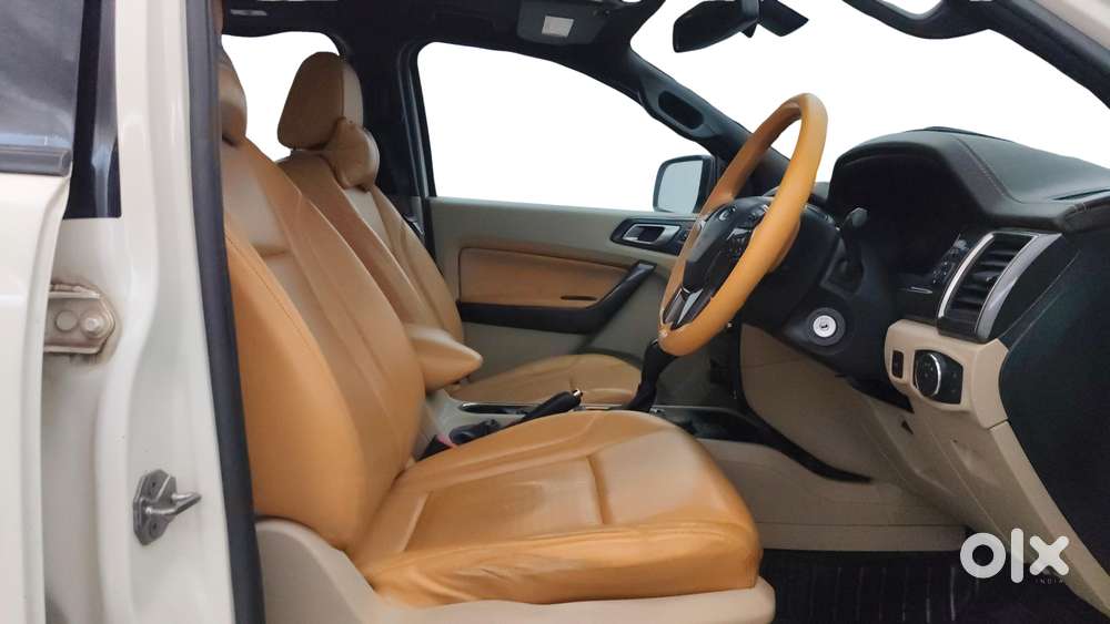Ford Endeavour 3.2 Titanium 4x4 At, 2016, Diesel