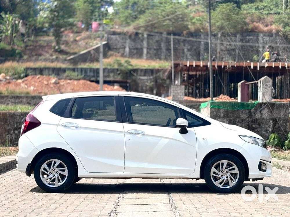 Honda Jazz V Cvt, 2021, Petrol