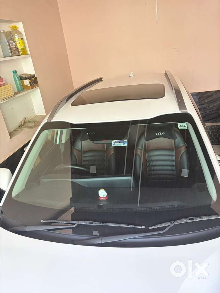 Kia Sonet Petrol Manual Oct 2025